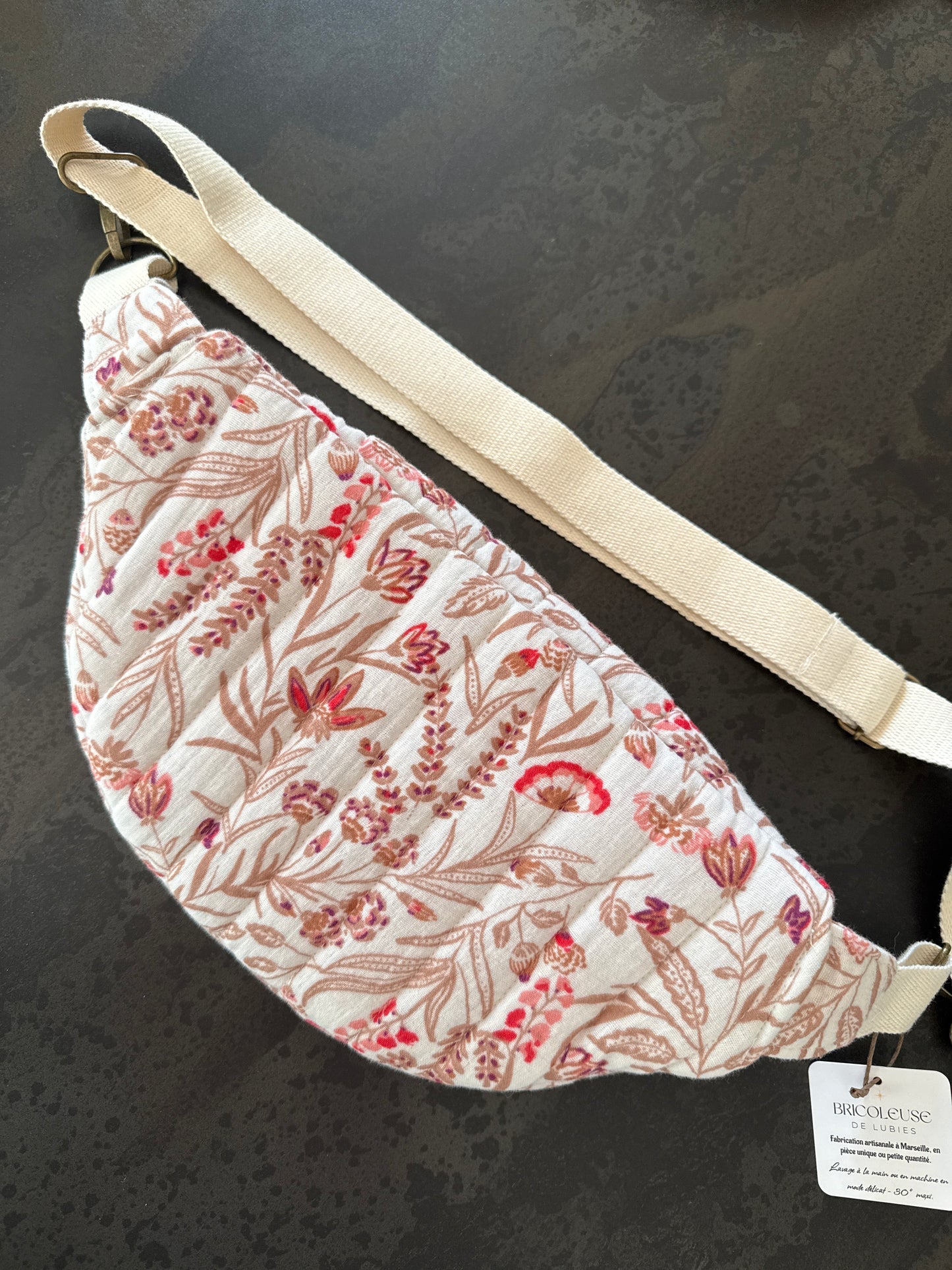 Sac banane en gaze de coton fleurie
