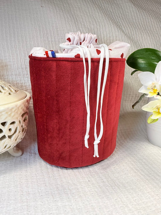 Pochon matelassé velours rouge grenat